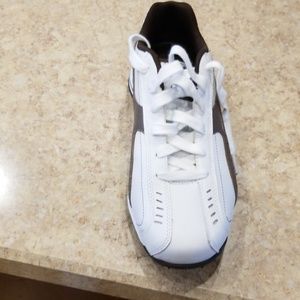 Skechers Tennis Shoes